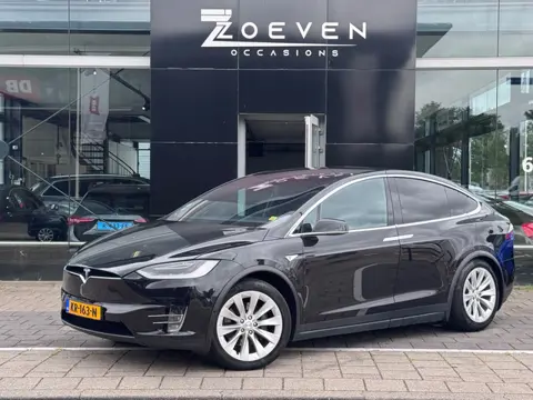 Tesla Model X 90D Base 7p.