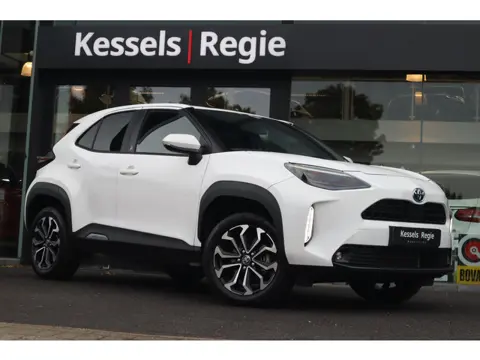 Toyota Yaris Cross 1.5 Hybrid Team | ACC | Keyless | Camera | CarPlay | 17” | DAB