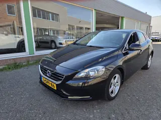 Volvo V40 1.6 D2 R-Design|NAP|DEALER ONDERHOUDEN|PDC|
