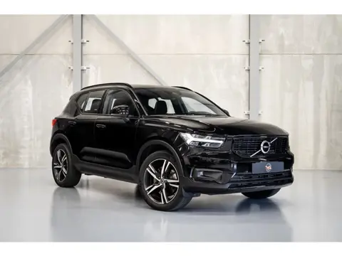 Volvo XC40 1.5 T5 Recharge R-Design | Pano | Stoel en stuur verwarming | Camera
