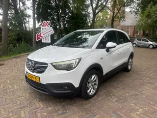 Opel Crossland X 1.2 Edition. Wij zijn altijd de goedkoopste met de beste Vakgarage BOVAG service.