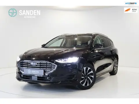 Ford Focus Wagon 1.0 EcoBoost Hybrid Titanium | LAGE KM STAND | NAVI | WINTERPACK | CAMERA | ADAPTIV