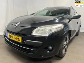 Renault Mégane Estate 1.4 TCe Bose - Schade