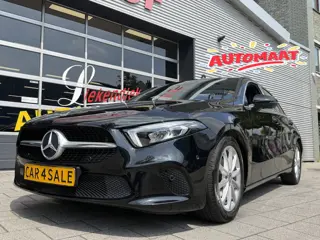 Mercedes-Benz A-klasse 180 Black Edition I Navigatie I Virtual Cockpit I Sport pakket I 1/2 Leer I L
