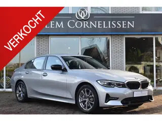 BMW 3-serie 330e High Executive Aut. Leder Navi Carplay Stoelverwarming HiFi