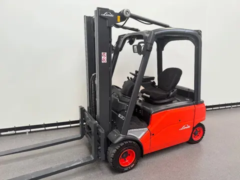 Linde 386 E 20 PL-01 (bj 2008)