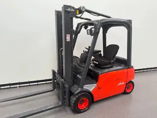 Linde 386 E 20 PL-01 (bj 2008)