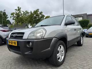Hyundai Tucson 2.0i Dynamic 141pk,Apk 25/4/27,Airco,Cruise,Trekhaak