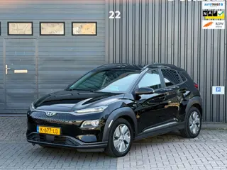 Hyundai Kona EV Limited 64 kWh|WEEKACTIE|Fase 3|95% Soh|Cam|Leder|Head-Up|Dodehoek|Stoel Verkoeling+