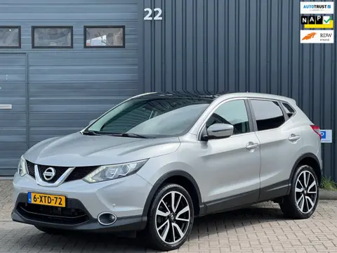 Nissan Qashqai 1.2 Connect Edition|WEEKACTIE|Pano|Automaat|Keyless|Trekhaak|Cam|Dealer Onderh