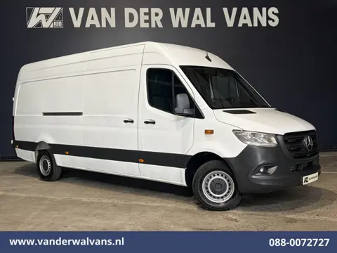 Mercedes-Benz Sprinter 315 CDI 170pk L3H2 Euro6 Airco | 360 Graden Camera | Navigatie | Apple Carpla