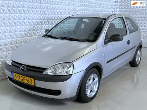 Opel Corsa 1.0 met APK 07/2027 Stuurbekrachtiging TREKHAAK(2002)