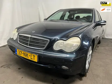 Mercedes-Benz C-klasse 180 K. Elegance - Schade