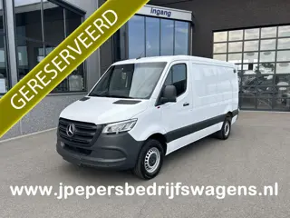 Mercedes-Benz Sprinter 317 CDI L2 H1 LED / 360 Camera / Distronic / MBUX / Navigatiesysteem / Parkee