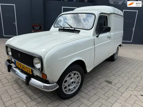 Renault 4 F4 BESTEL OLDTIMER/WEGENBELASTING VRIJ/RIJDT EN SCHAKELT PERFECT/IDEALE REACLAME AUTO/OBJE