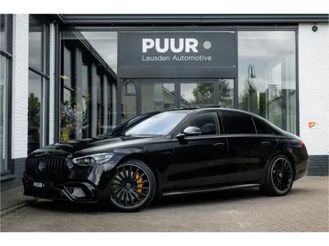 Mercedes-Benz S-Klasse AMG 63 S E Performance Pano - Burmester 3D - Luchtvering - Achterasbesturing