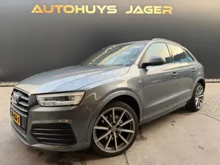 Audi Q3 2.0 TFSI quattro Sport Pro Line S - Pano Carplay Keyless Stoelverwarming Elektrische Stoelen