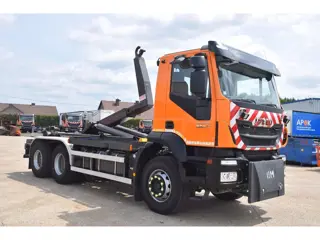 Iveco Trakker 360 +Waf 20t.hooklift (bj 2015, automaat)