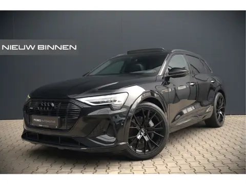 Audi e-tron e-tron 50 quattro Launch edition Black 71 kWh | Black Edition | Panoramadak | Memory Sea