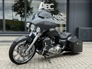 Harley-Davidson FLHX Street Glide Screamin' Eagle Custom 23"