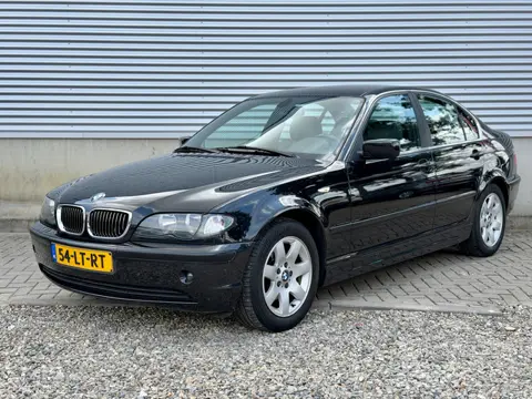 BMW 3-serie 320i Special Executive [ 6 Cilinder,leer,ecc,navi,lmv,pdc ]