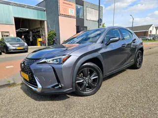 Lexus UX 250h Business Line Pro GARANTIE