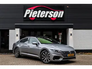 Volkswagen Arteon 2.0 TSI 3x R-Line PANO ACC CARPLAY
