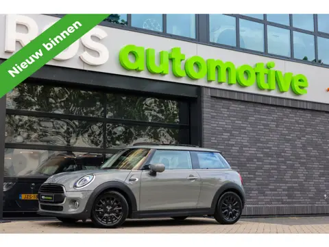 MINI 3-deurs 1.5 One | PANO | CARPLAY | PDC | CRUISE |