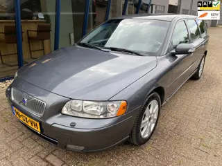Volvo V70 2.4 Edition II LEER / NAVI / PDC