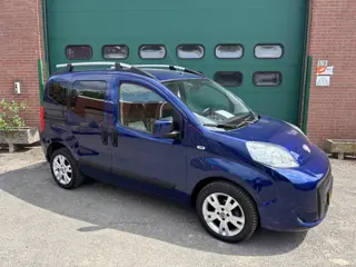 Fiat Qubo 1.4 Dynamic met Parkdistance Ruime achterbak 5-versnellingen Handsfree bellen