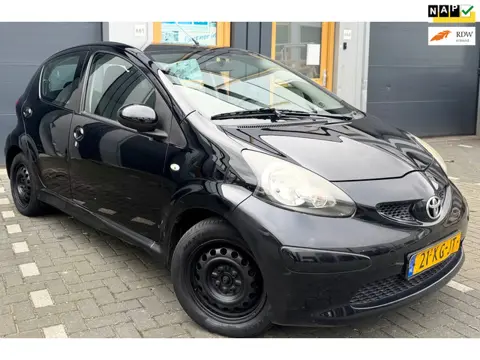 Toyota Aygo 1.0-12V +
