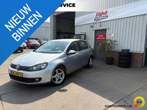 Volkswagen Golf 1.2 TSI Trendline BlueMotion Airco, cruise, camera, carplay, trekhaak
