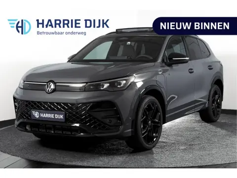 Volkswagen Tiguan 1.5 eHybrid R-Line Edition 272 PK | Black Style | 15 inch Navi | Elek. Trekhaak | 