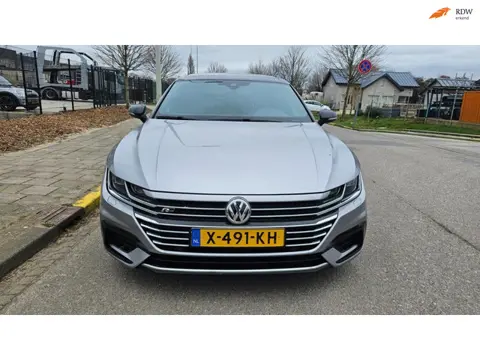 Volkswagen Arteon 2.0 TDI Business R