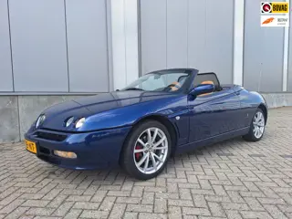 Alfa Romeo Spider 2.0-16V T.Spark Lusso