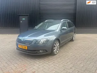 Skoda Superb Combi 1.6 TDI Ambition Business