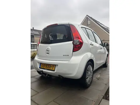 Opel Agila 1.0 Selection 5Drs Airco Trekhaak (bj 2012)