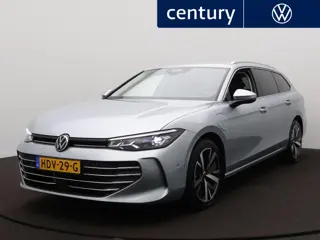 Volkswagen Passat Variant 1.5 eHybrid Elegance Business | ACC | Camera | Zwenk. Trekhaak | Navi | St
