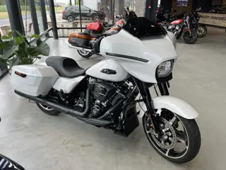 Harley-Davidson FLHX Street Glide (bj 2024)