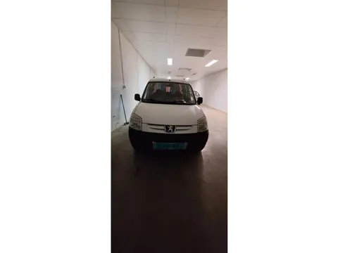 Peugeot Partner MPV 1.4 XR nieuw apk