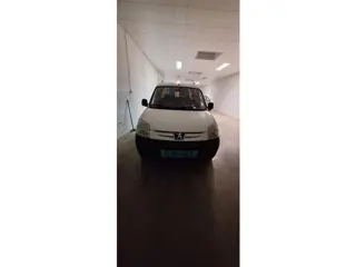 Peugeot Partner MPV 1.4 XR nieuw apk