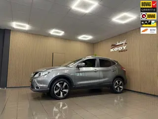Nissan Qashqai 1.2 Connect Edition * Panoramadak / 360° Camera / Trekhaak / NL Auto *