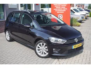 Volkswagen Golf Sportsvan 1.2 TSI Highline / Trekhaak / Stoelverwarming