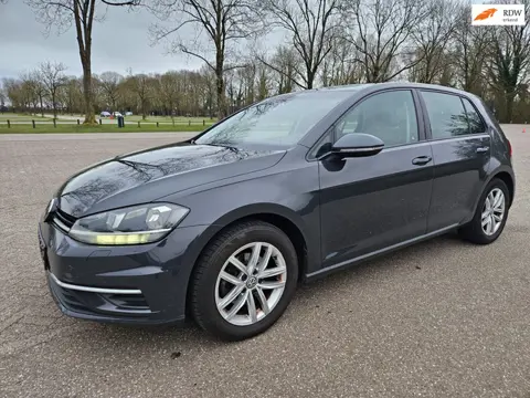 Volkswagen Golf 1.6 TDI Comfortline/ FACELIFT MODEL/ BJ 2017/ EURO 6