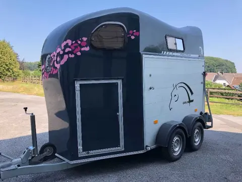 Cheval Liberté Gold II Aluline 2 paards Paardentrailer