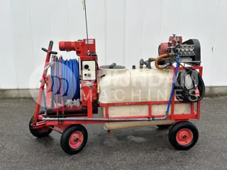 Brinkman Ripa 550 liter spuitwagen 550 liter met elektrische haspel