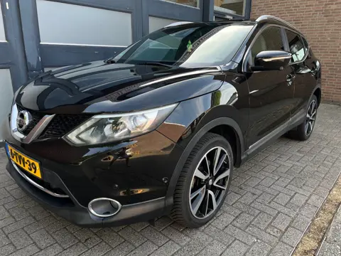 Nissan Qashqai 1.2 Premier Edition, Dealer onderhouden