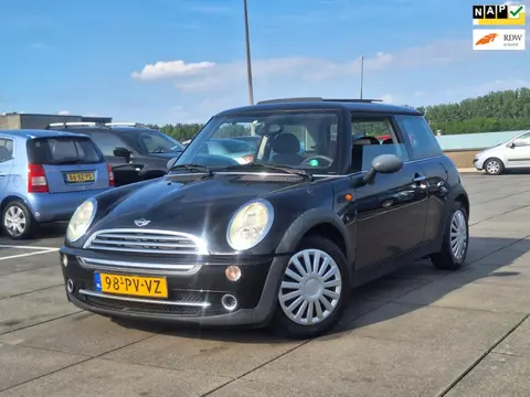 Mini 3-Deurs €1150,-1.6 One LEES TEKST GOED !!!!!!!!!!!