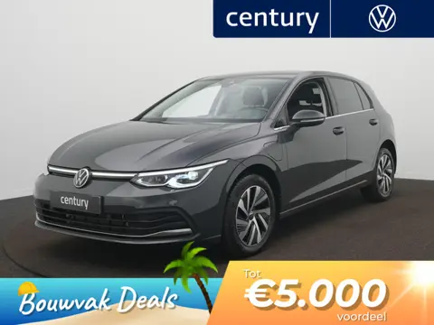 Volkswagen Golf 1.4 eHybdrid Style Adaptive cruise / Navi / Parkeersensoren / Sfeerverlichting