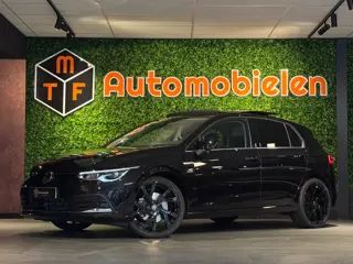Volkswagen GOLF 1.5 eTSI 150 PK 1st ed. |PANO|MATRIX|MASSAGE|ACC|BOMVOL